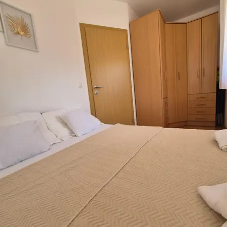 Appartement Bazok